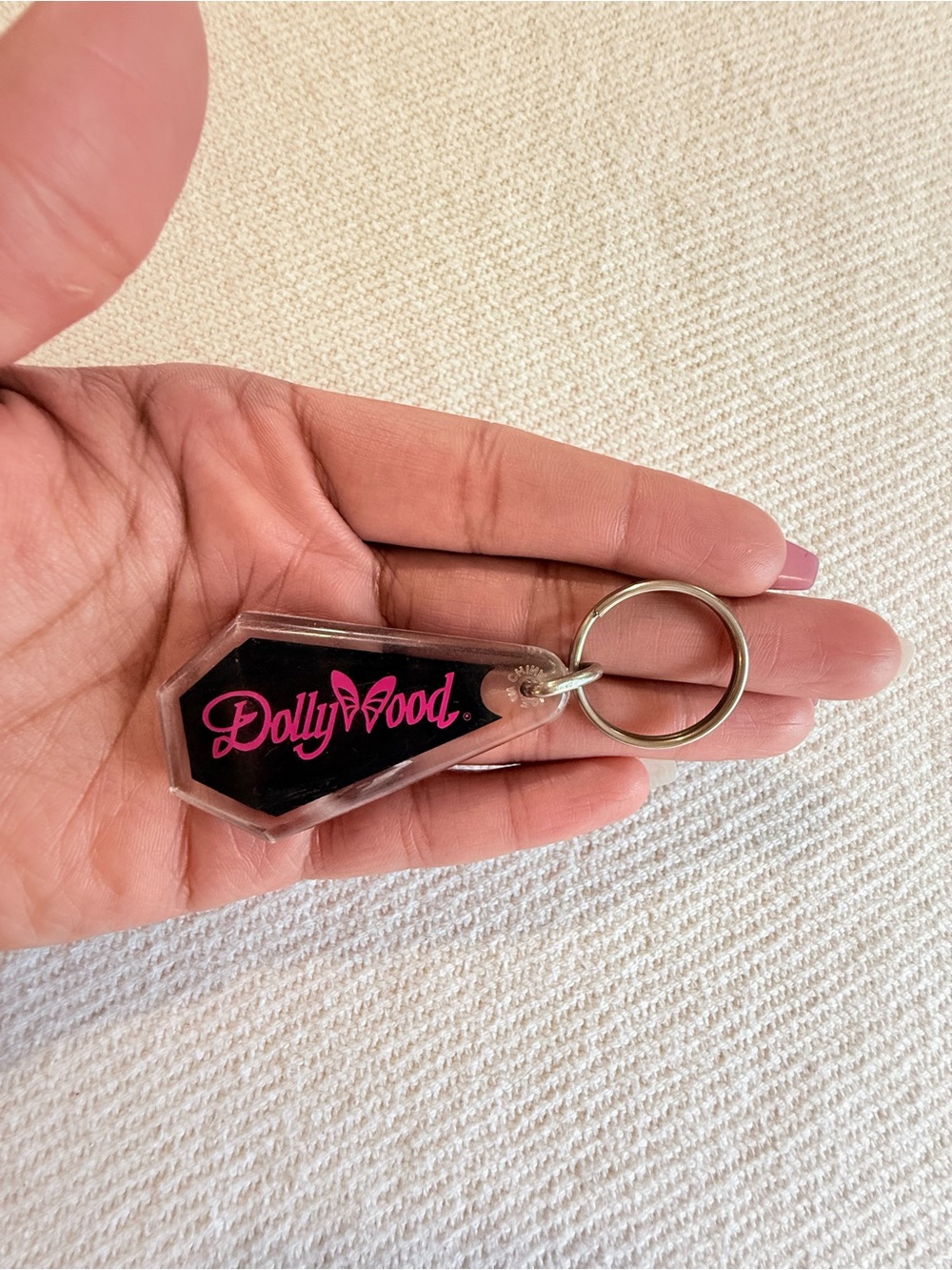 Vintage Dollywood theme park acrylic souvenir keychain.